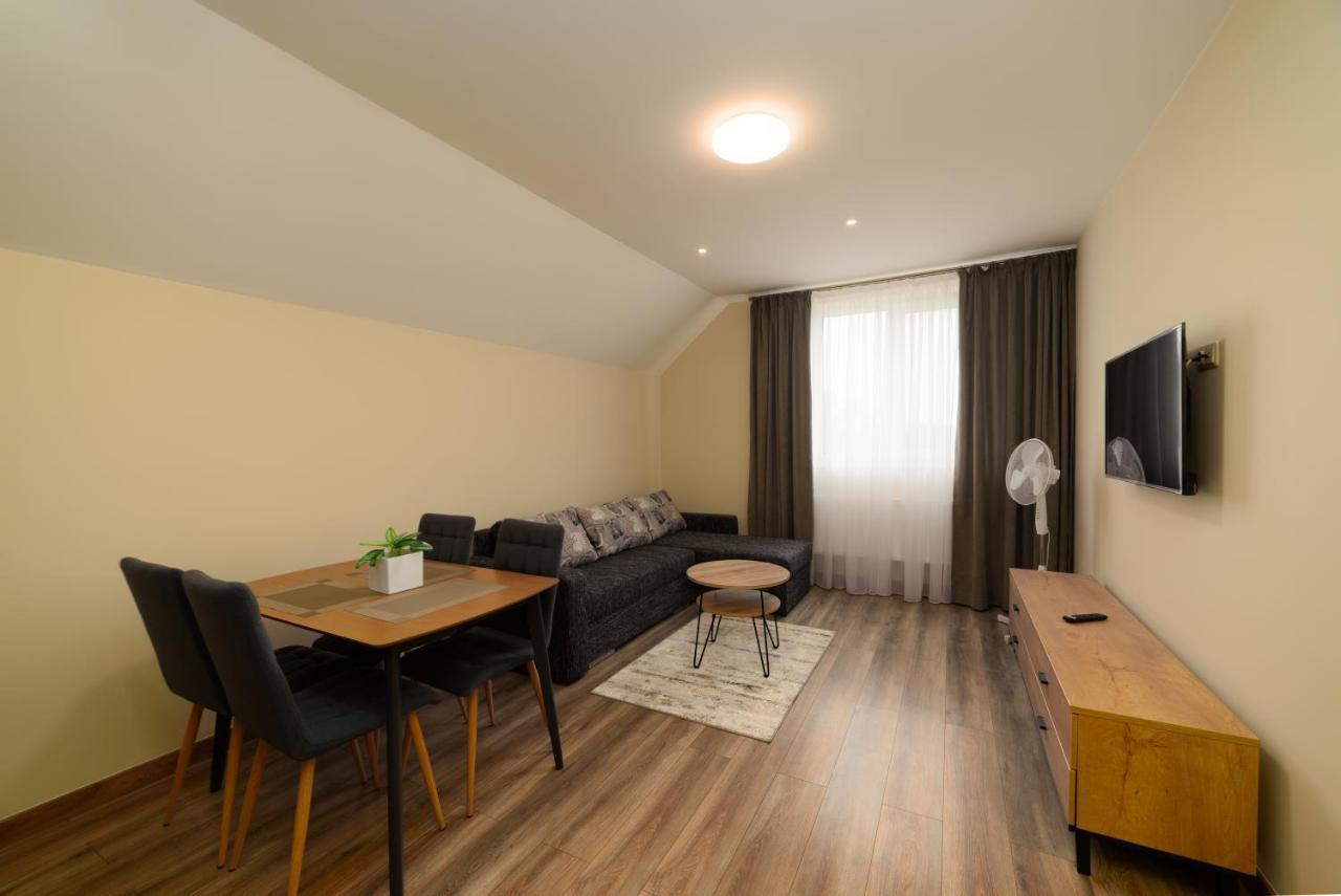 Tako Apartments Klaipėda Exteriör bild